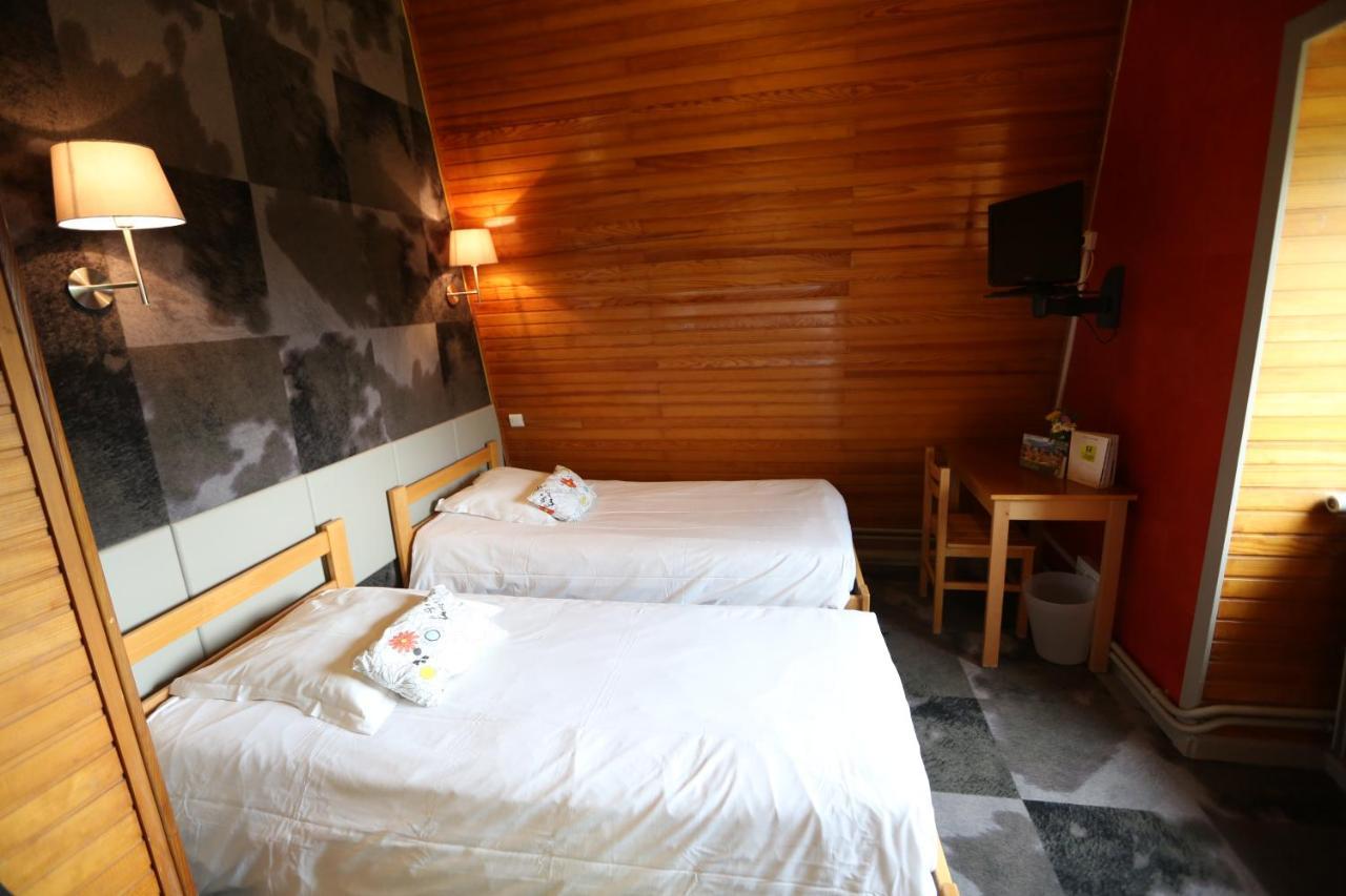 Gite-Hotel Le P'Tit Cham เลอมงต์-ดอร์ ภายนอก รูปภาพ