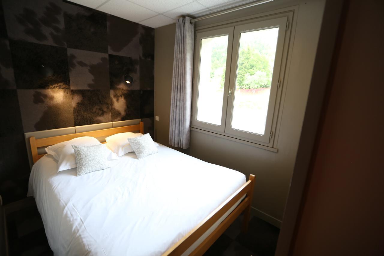 Gite-Hotel Le P'Tit Cham เลอมงต์-ดอร์ ภายนอก รูปภาพ