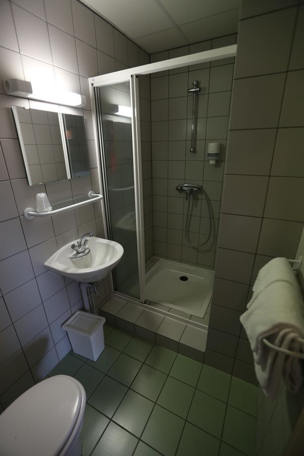Gite-Hotel Le P'Tit Cham เลอมงต์-ดอร์ ภายนอก รูปภาพ